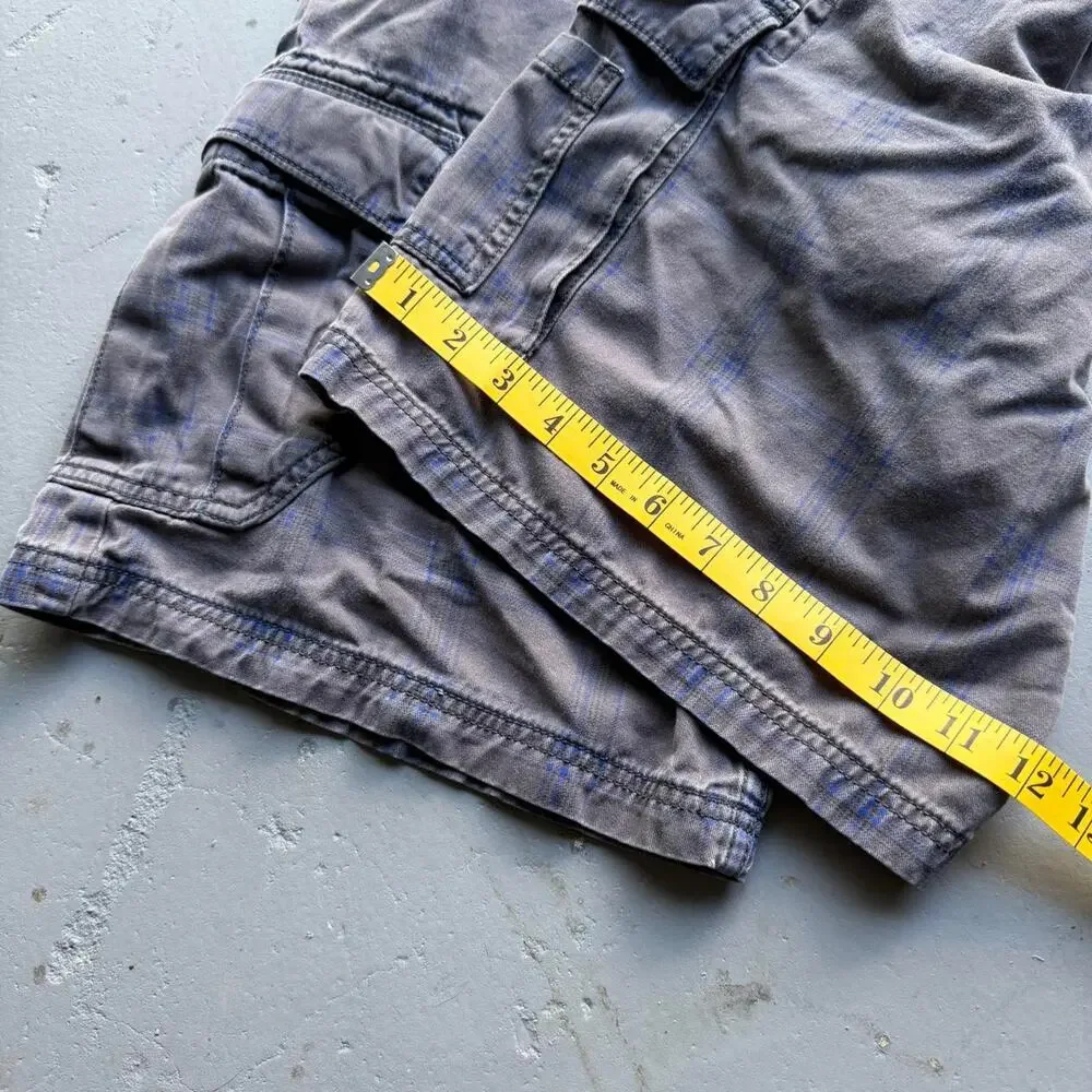 American Rag Plaid Cargo Shorts 34x10 Faded Charcoal Blue Y2K